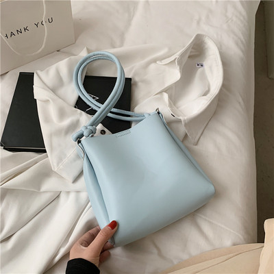 Γυναικεία τσάντα νέο μοντέλο - κλασικό μοντέλο