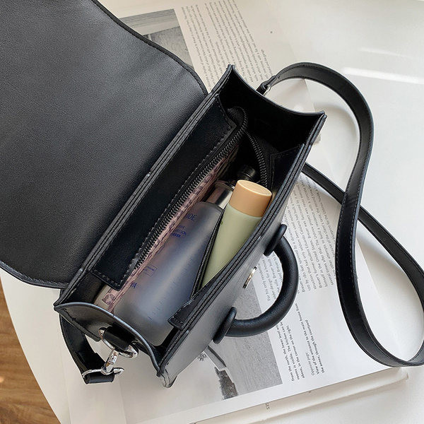 Γυναικεία τσάντα με επιγραφή σε τέσσερα χρώματα οικολογικό δέρμα