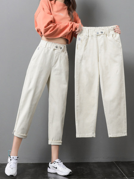 Mūsdienīgi džinsi ar augstu elastīgu jostasvietu un 7/8 garumu