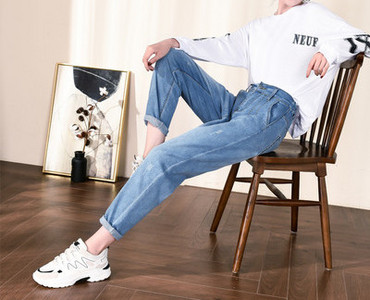 Γυναικεία τζιν casual με ψηλή μέση και τσέπη - μαύρο και μπλε χρώμα