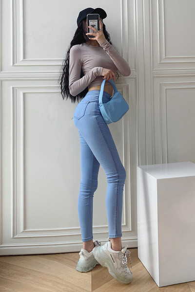 Νέο μοντέλο ελαστικά γυναικεία τζιν σε τρία χρώματα