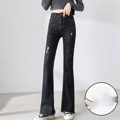 Καθημερινά τζιν με σκιζμένα μοτίβα