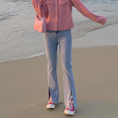 Retro stila sieviešu džinsi ar šķēlumiem un augstu vidukli