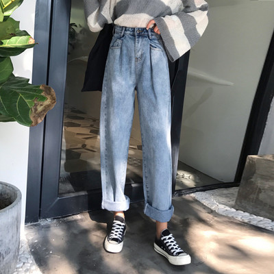 Model nou de blugi largi de primavara cu talie inalta