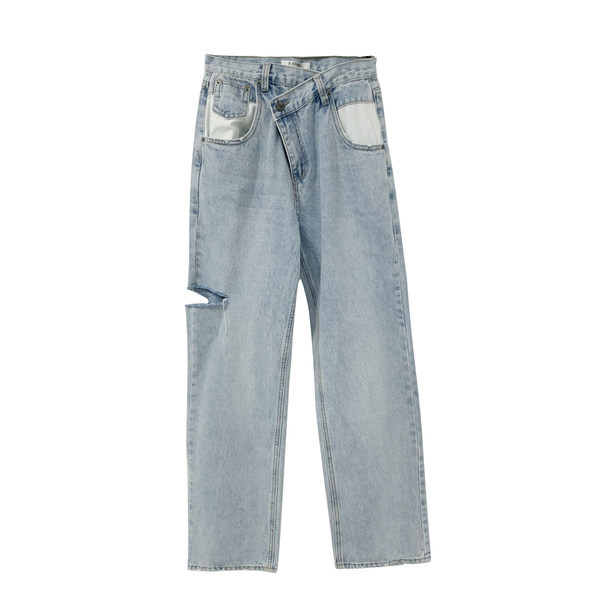 Φαρδύ μοντέλο γυναικεία τζιν με τσέπες και A-συμμετρική στερέωση