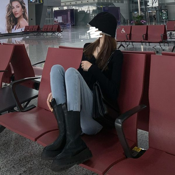 Νέο μοντέλο γυναικεία τζιν με ψηλή μέση