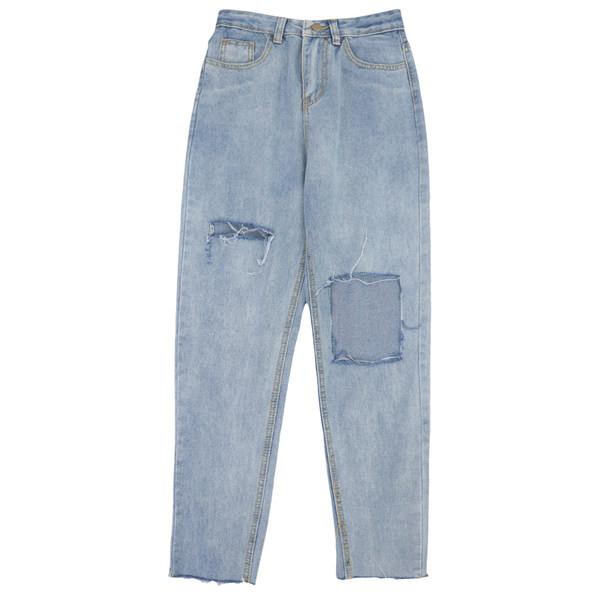 Jauns pavasara džinsu modelis ar saplēstiem motīviem un 7/8 garumu