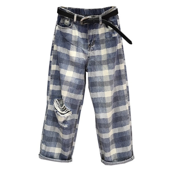 Sieviešu rūtaini džinsi ar saplēstiem motīviem - taisns modelis