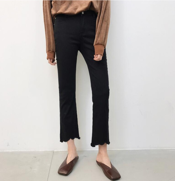 Γυναικεία τζιν με ψηλή μέση και τσέπες