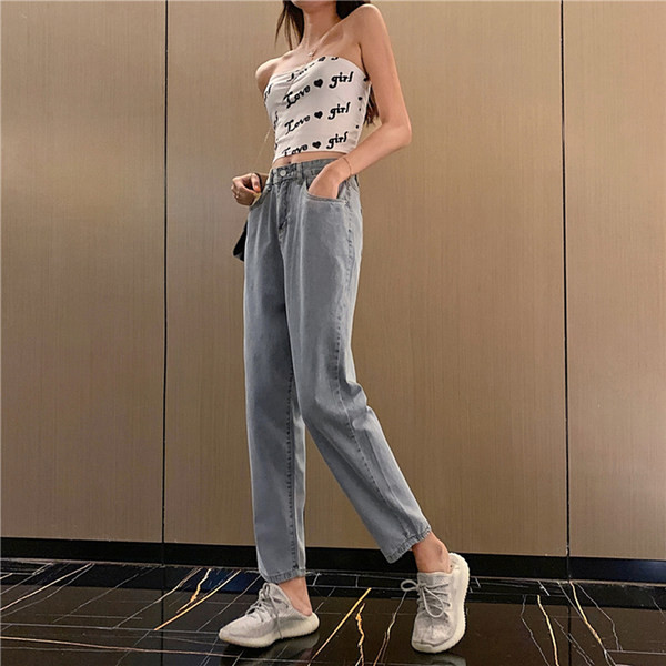 Blugi model drept cu talie inalta pentru femei