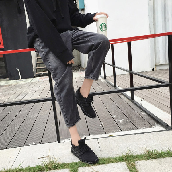 Blugi largi de dama cu talie inalta si nasture