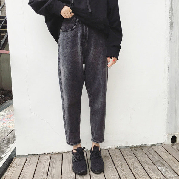 Blugi largi de dama cu talie inalta si nasture