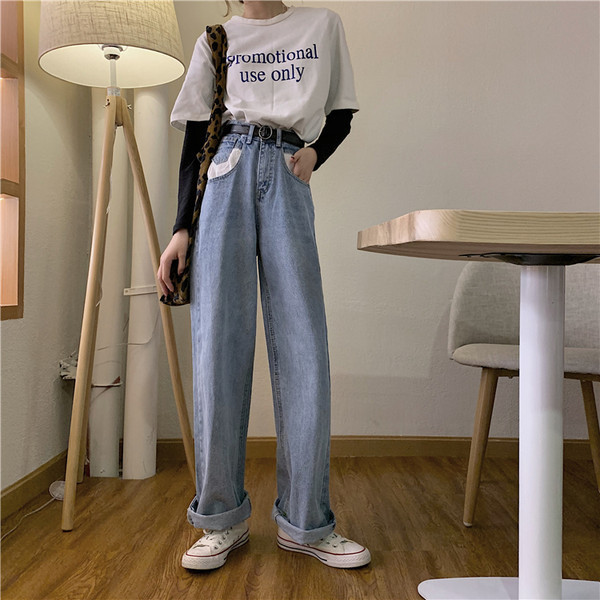 Sieviešu džinsu plats modelis retro stilā