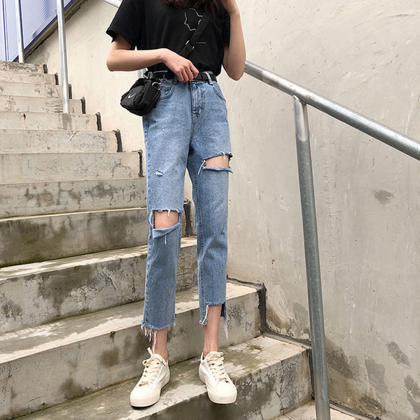 Blugi moderni model drept cu motive rupte