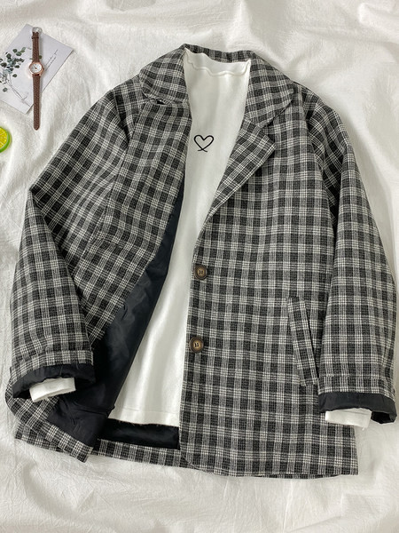 Moderna sieviešu rūtaina īsa jaka ar pogām