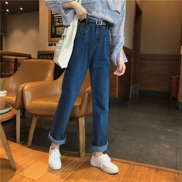 Blugi dama lati model drept de culoare albastra