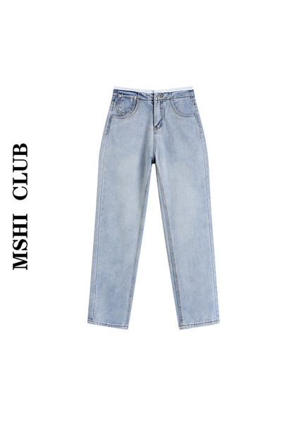 Vienkāršs sieviešu džinsu modelis ar kabatu zilā krāsā