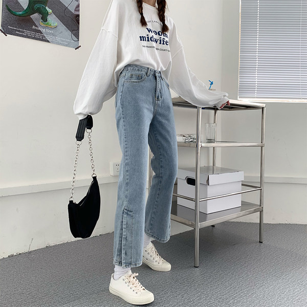 Blugi de damă actuali cu fante și buzunare