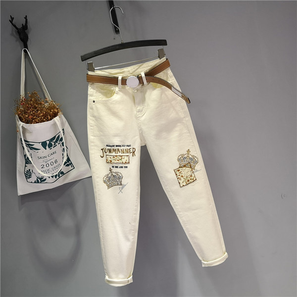 Blugi noi de dama cu broderie si talie inalta - model larg