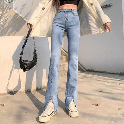 Γυναικεία τζιν με υψηλή μέση με επιγραφή και σχισμές