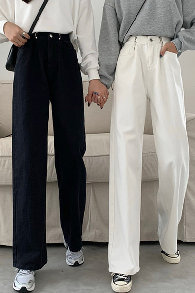 Sieviešu džinsi ar augstu vidukli un kabatām - taisns modelis