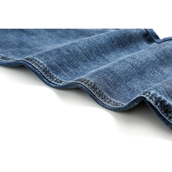 Blugi casual de dama cu talie inalta si crapaturi - model montat