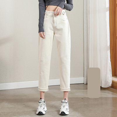 Sieviešu džinsi ar augstu vidukli un metāla riņķi