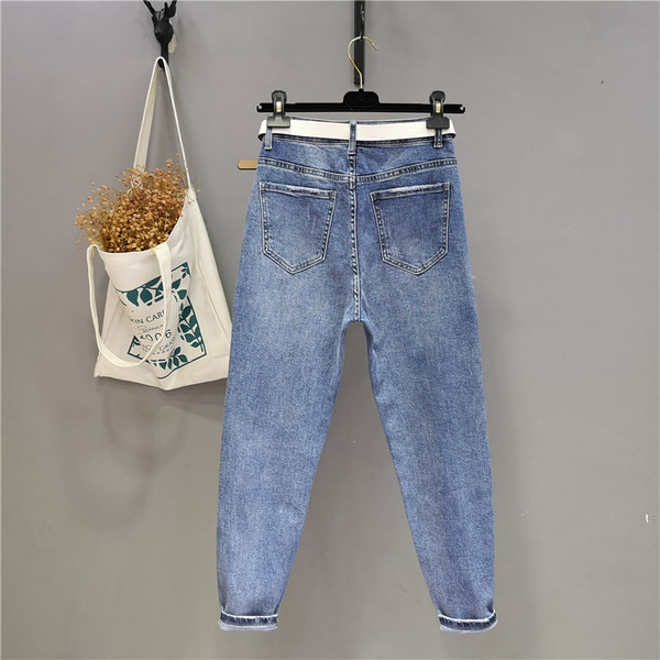 Ikdienas sieviešu džinsi ar augstu vidukli un kabatām - zilā krāsā