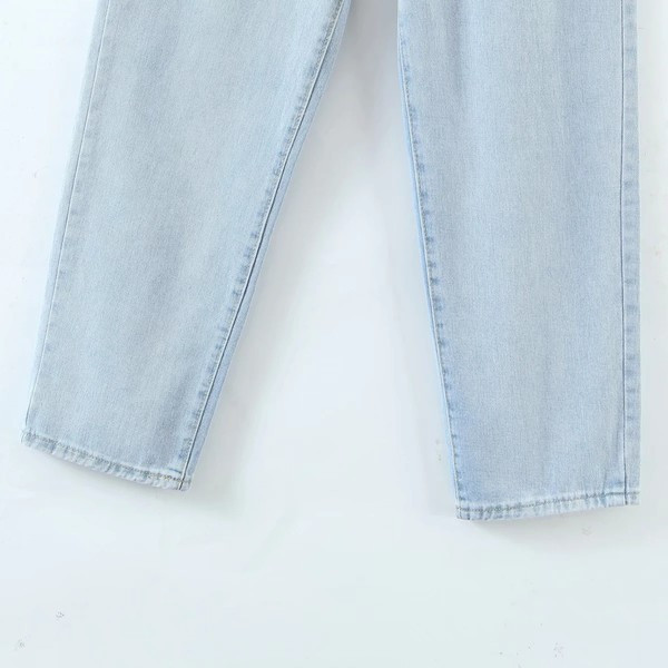 Vasaras sieviešu džinsi ar izgrieztiem vidukļa motīviem