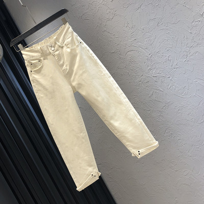 Sieviešu džinsu plats modelis ar augstu vidukli un kabatām