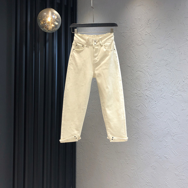 Sieviešu džinsu plats modelis ar augstu vidukli un kabatām