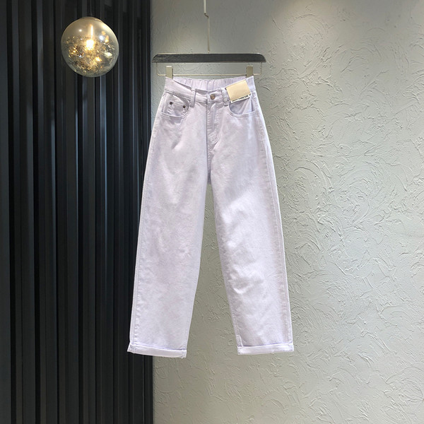 Γυναικεία τζιν casual με τσέπη και ψηλή μέση σε λευκό και μπεζ χρώμα