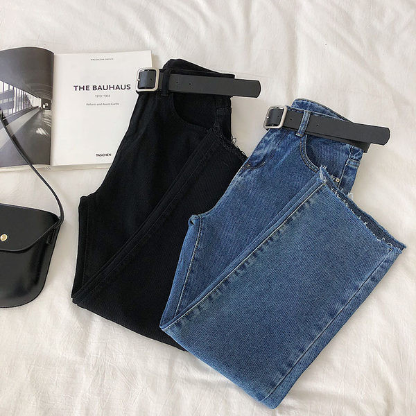 Blugi de dama model drept cu talie inalta si curea