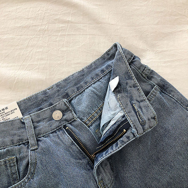 Blugi de dama model drept cu talie inalta si buzunare