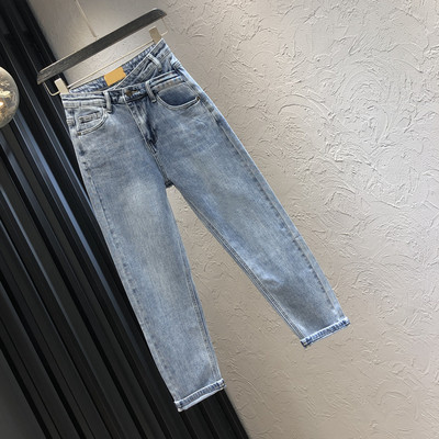 Blugi de dama cu buzunare si nasture