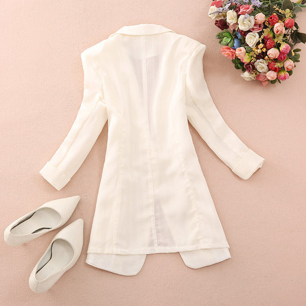 Γυναικείο μοντέρνο σακάκι κλασικό μοντέλο με τσέπες