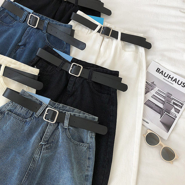 Blugi de dama model drept cu talie inalta si curea