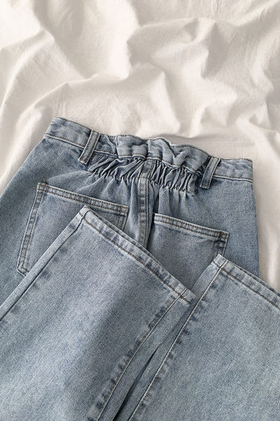 Blugi de dama cu talie elastica si buzunare