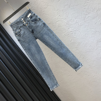 Γυναικείο τζιν Λεπτό μοντέλο με ψηλή μέση και κουμπιά σε μπλε χρώμα