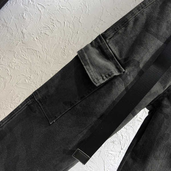 Model nou de blugi de dama cu buzunare laterale si curea