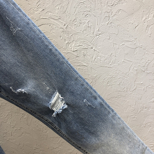 Blugi de dama cu model rupt si buzunare