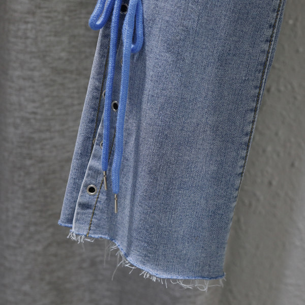 Blugi de dama cu cravate si talie inalta