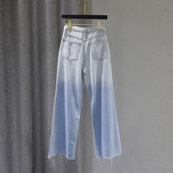 Blugi casual dama cu model rupt si buzunare - model lat