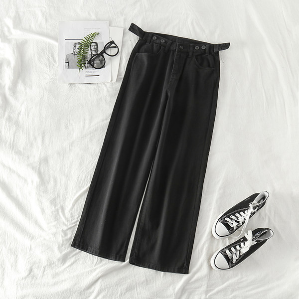 Blugi moderni de dama cu buzunare si nasturi