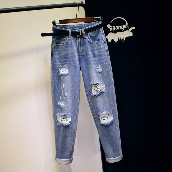 Model nou de blugi de dama cu motive rupte in albastru