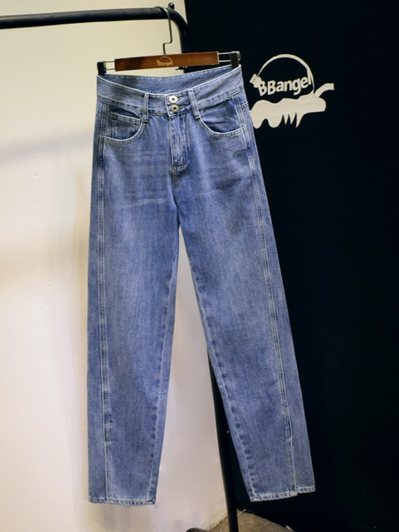 Sieviešu džinsi ar augstu vidukli zilā krāsā - taisns modelis