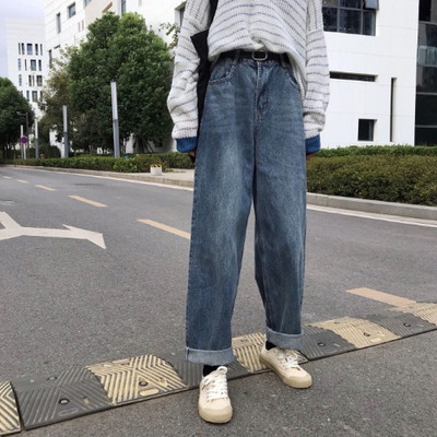 Plati džinsi ar augstu vidukli sievietēm