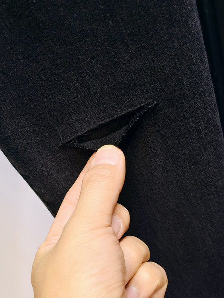 Blugi casual de dama cu talie inalta si motive rupte in negru