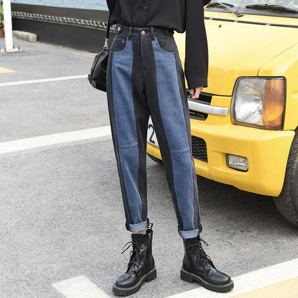 Ravni model ženskih traperica s metalnim elementima