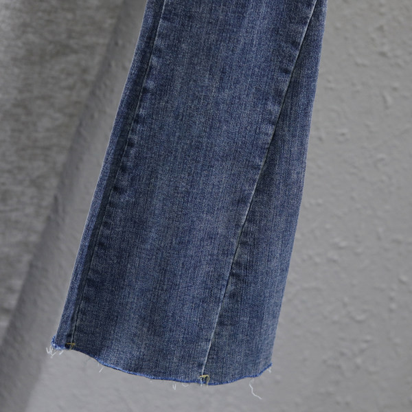 Γυναικεία casual τζιν με τσέπες και ψηλή μέση σε μπλε χρώμα